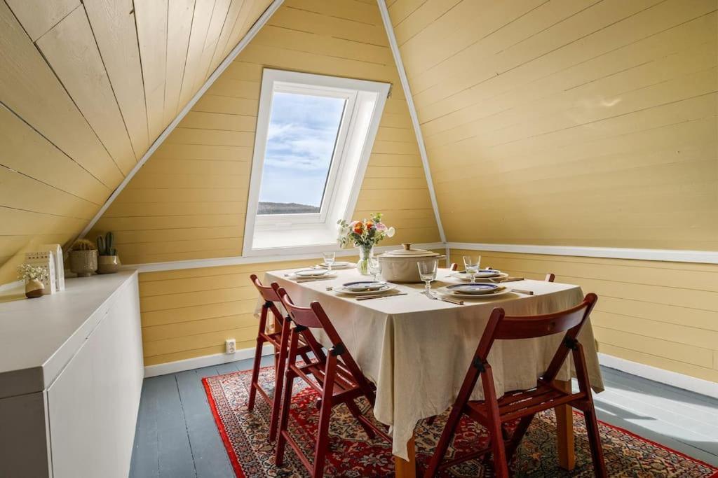 Det Lille Rode Huset Ved Floibanen Villa Bergen Exterior foto